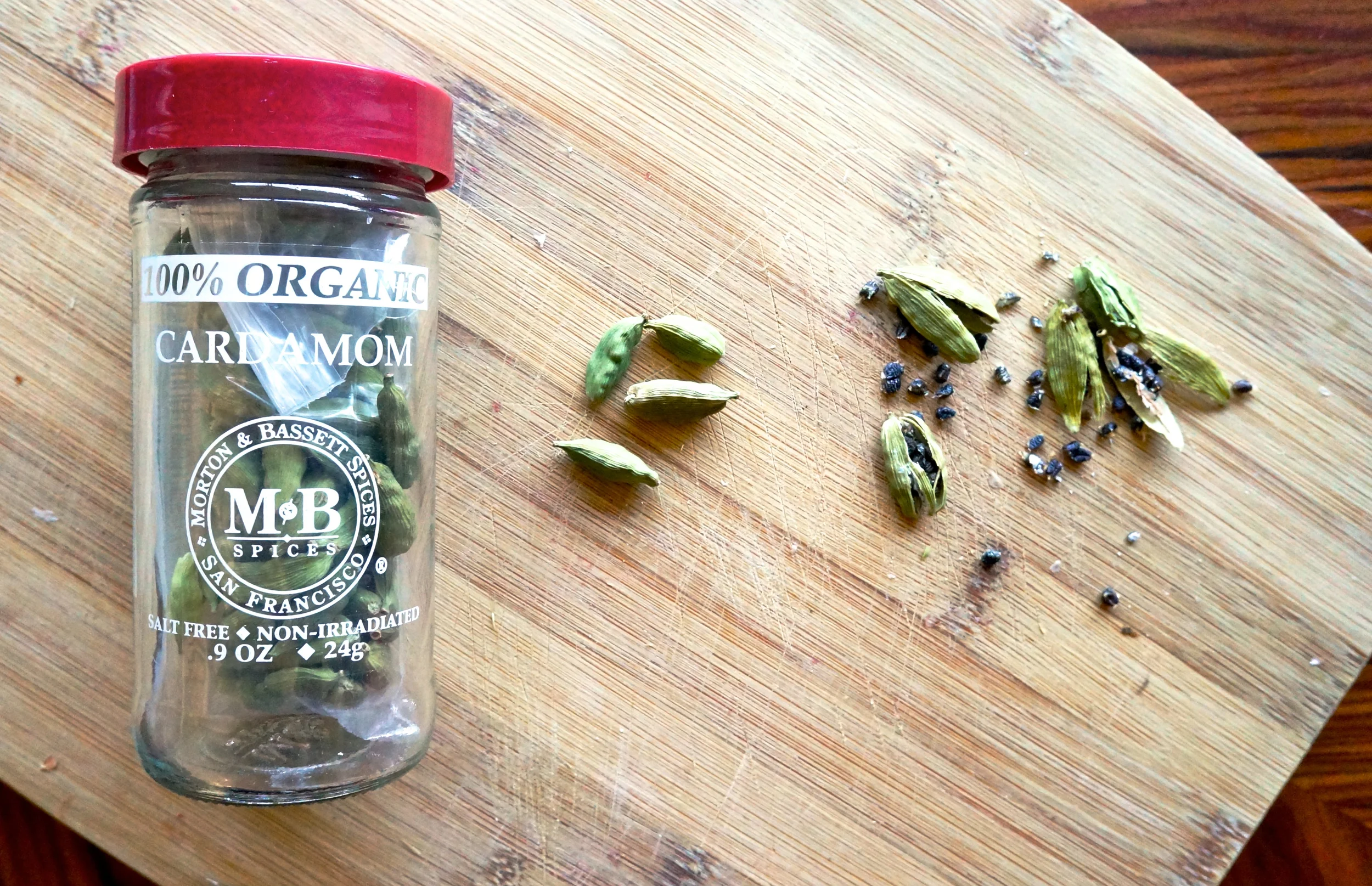 cardamom-pods.jpg