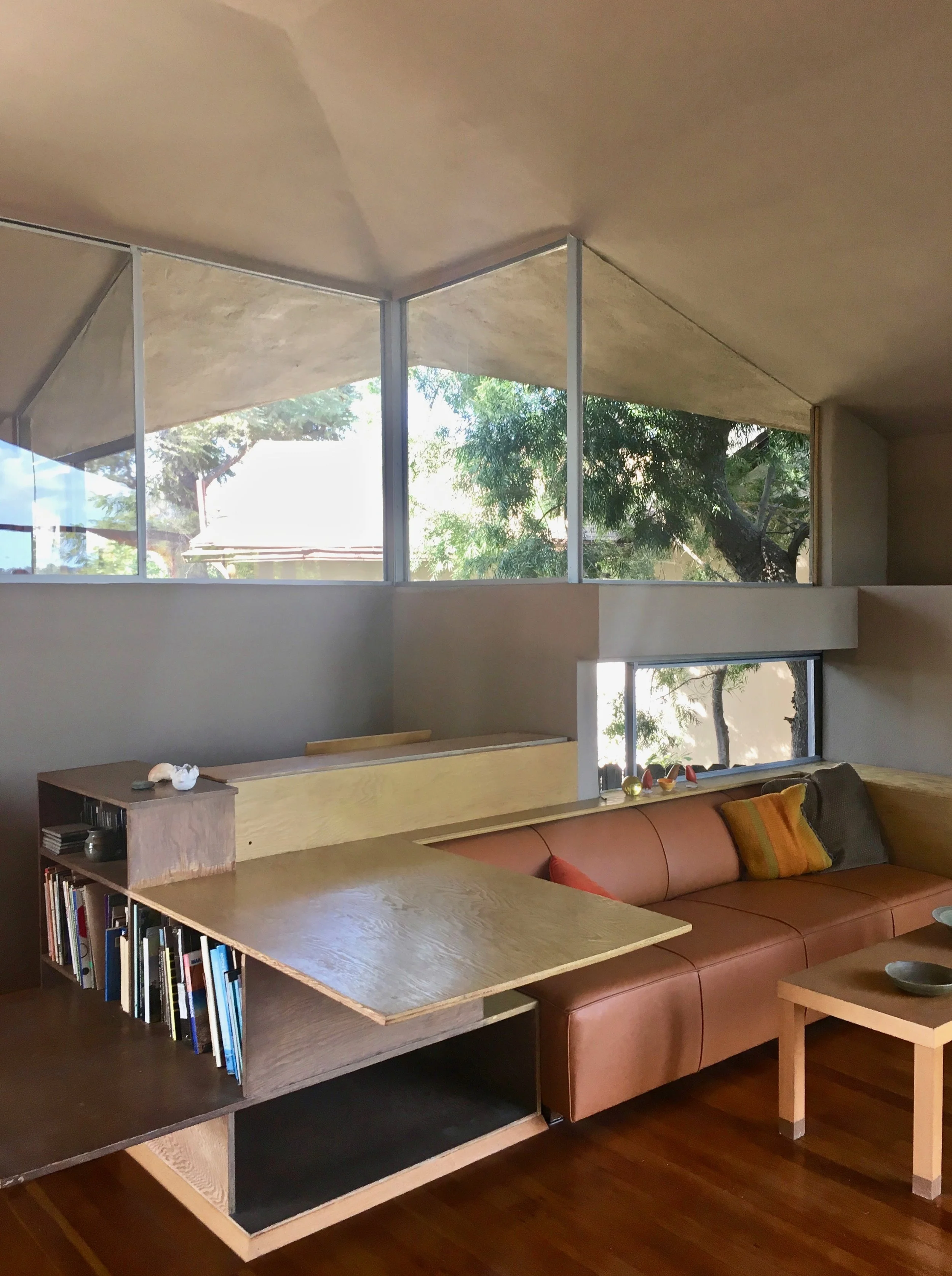oliver-house-silver-lake.jpg