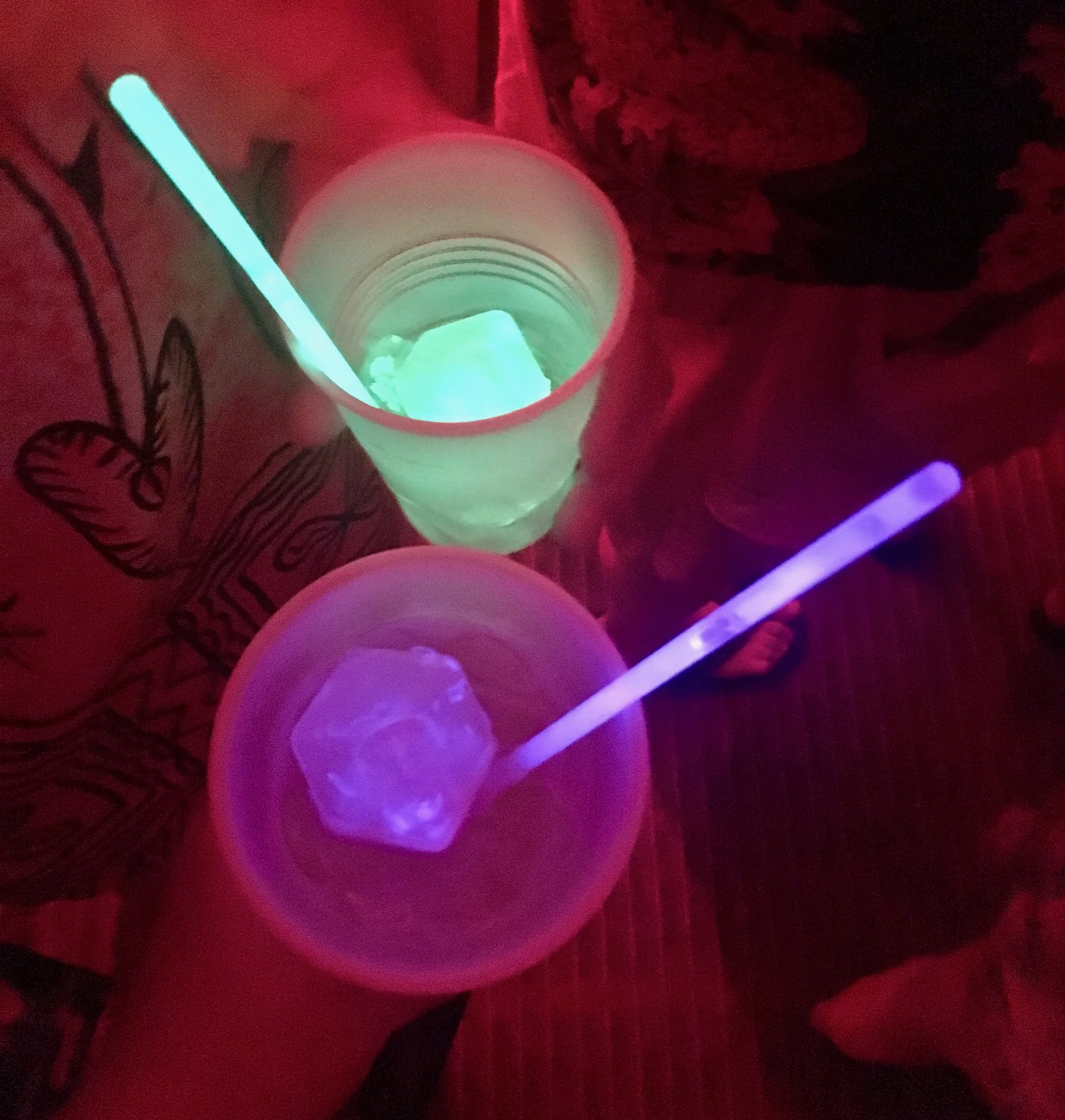 tonga-hut-room-party-drinks.jpg