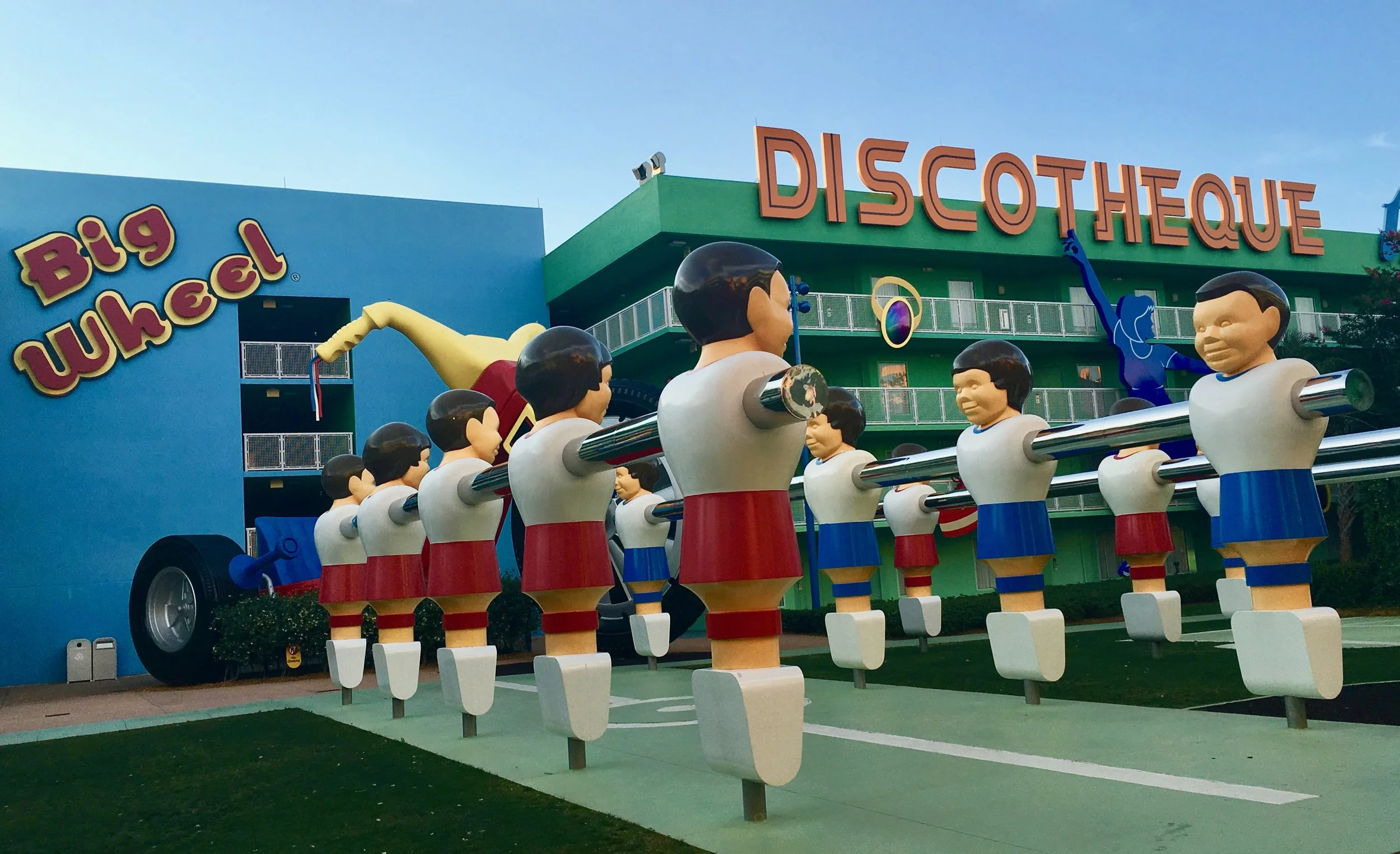 pop-century-resort-giant-fussball.jpg