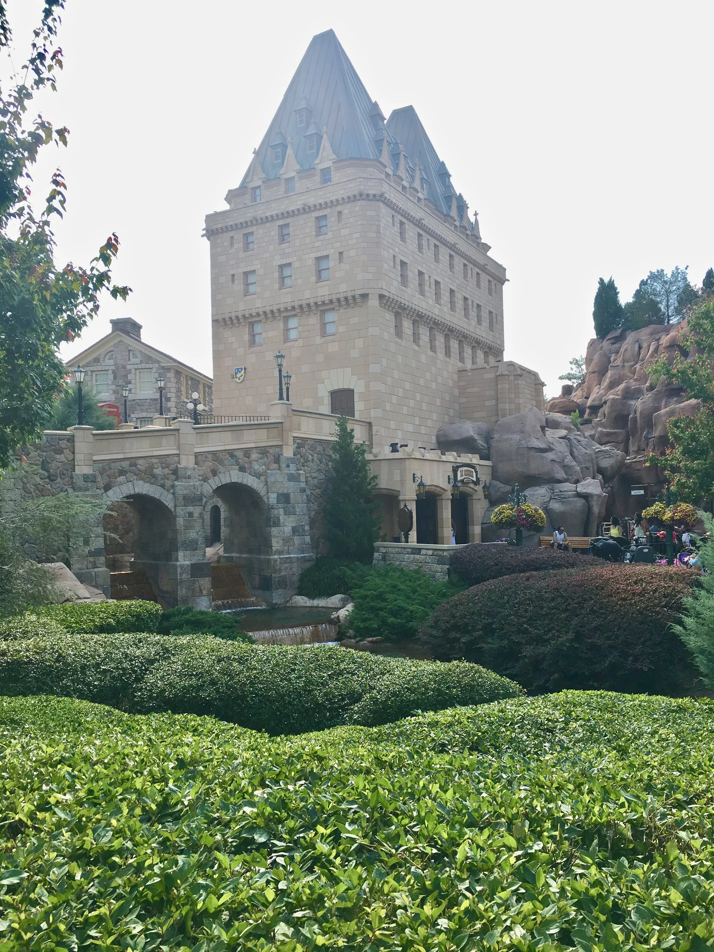 epcot-canada.jpg