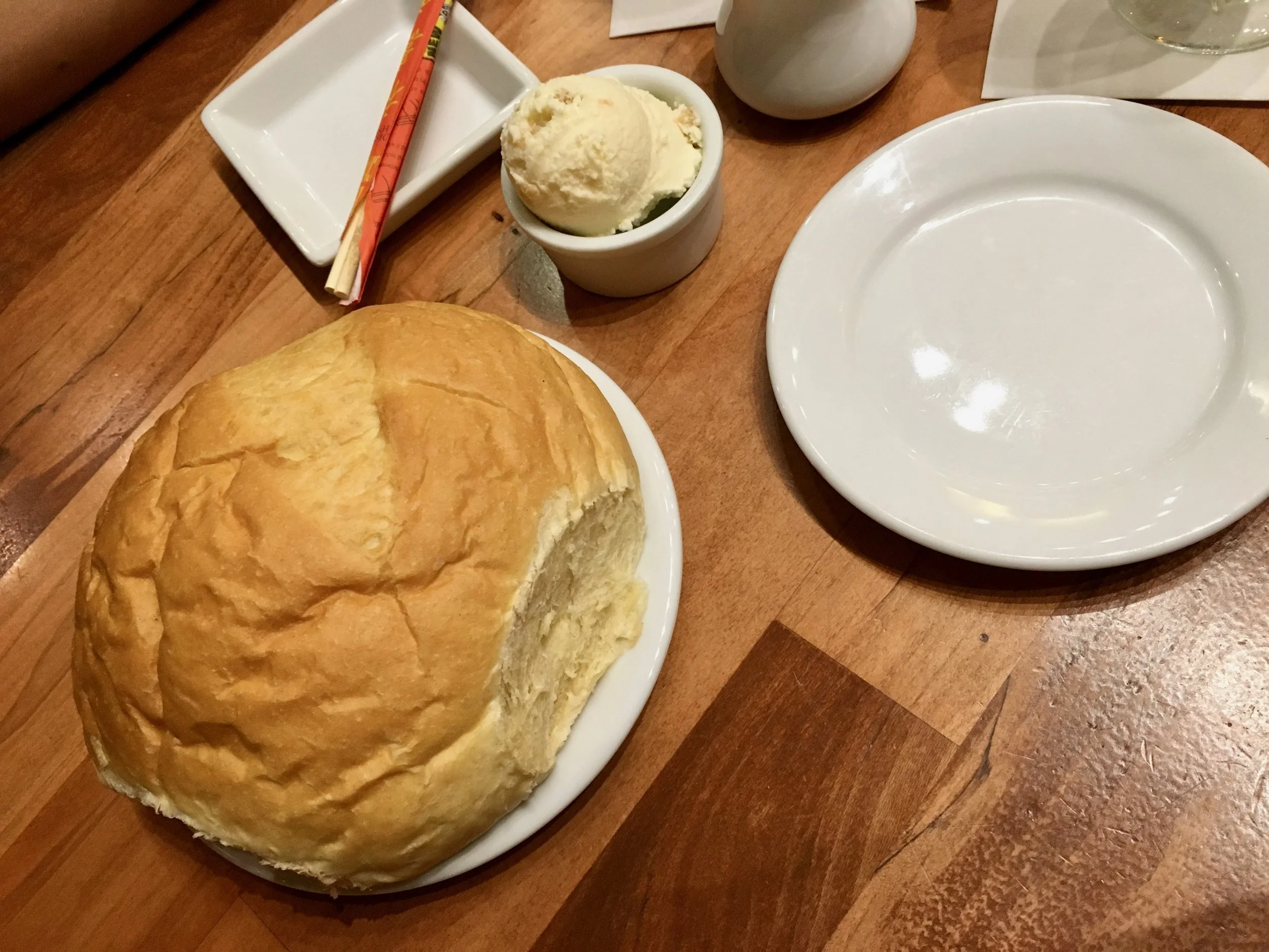 kona-cafe-bread.jpg