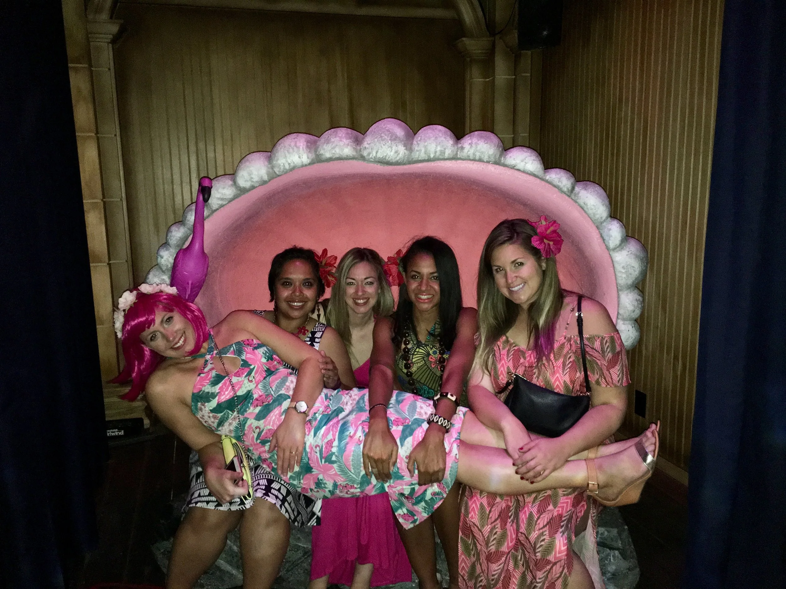 golden-tiki-shellfie.jpg