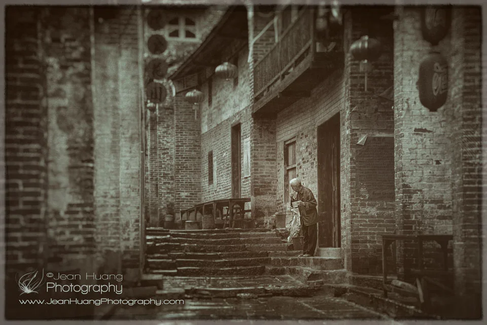I Love Snooping Around in the Ancient Town of Huangyao, Guilin - Los Angeles Fine Art Photographer