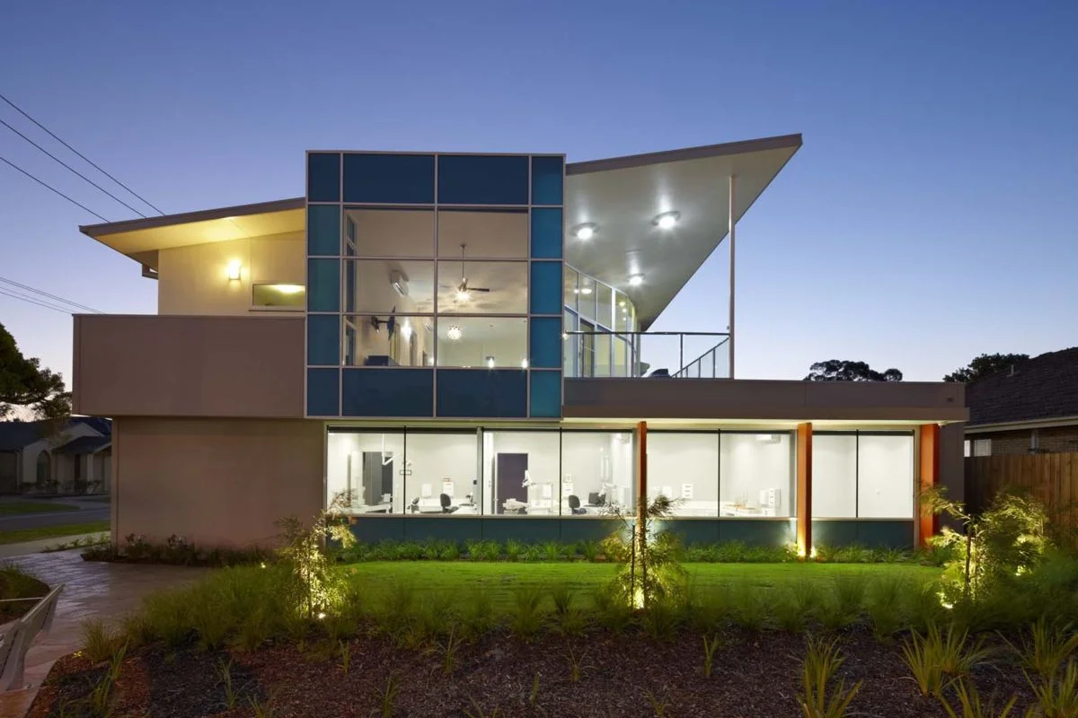 exterior_2.jpg