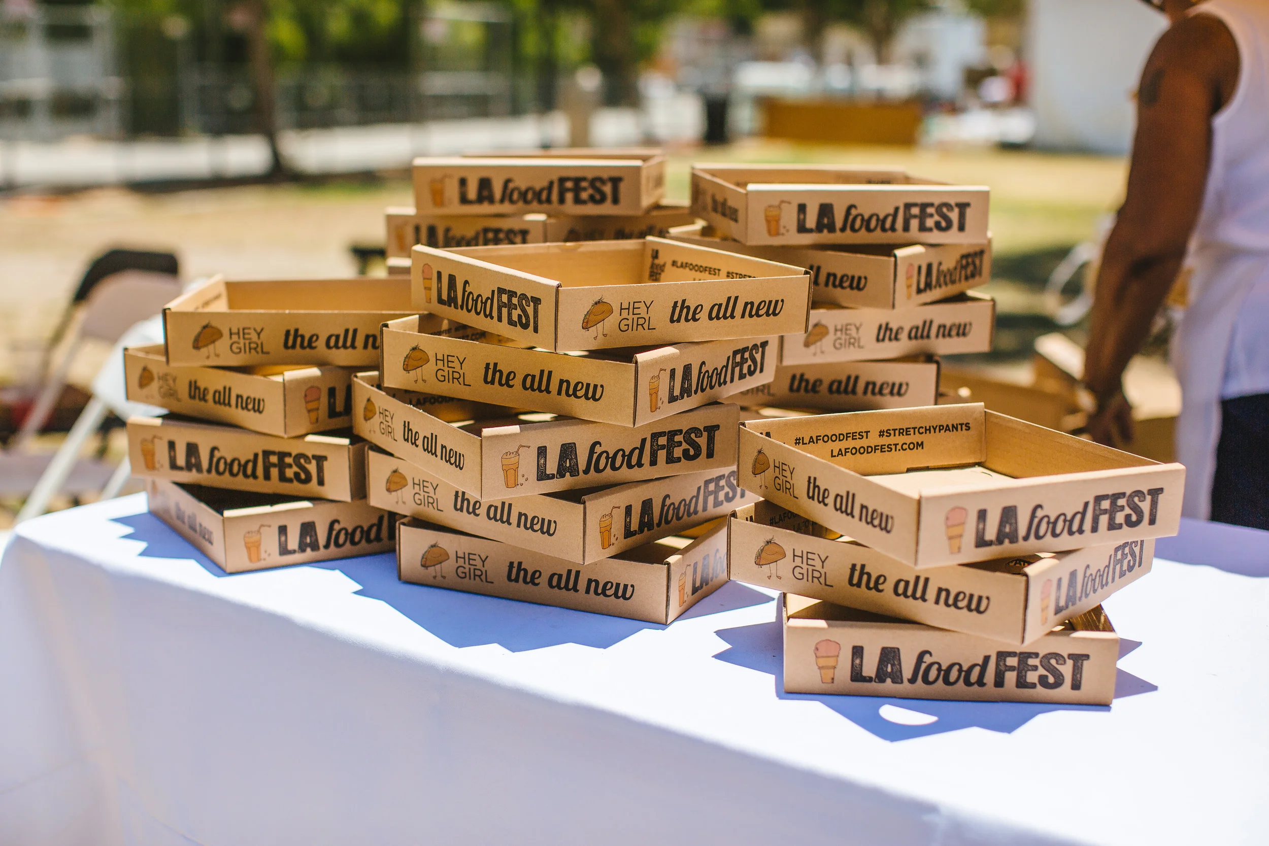 These boxes were super cute! You know you're a foodie when just your hands aren't enough #stretchypants