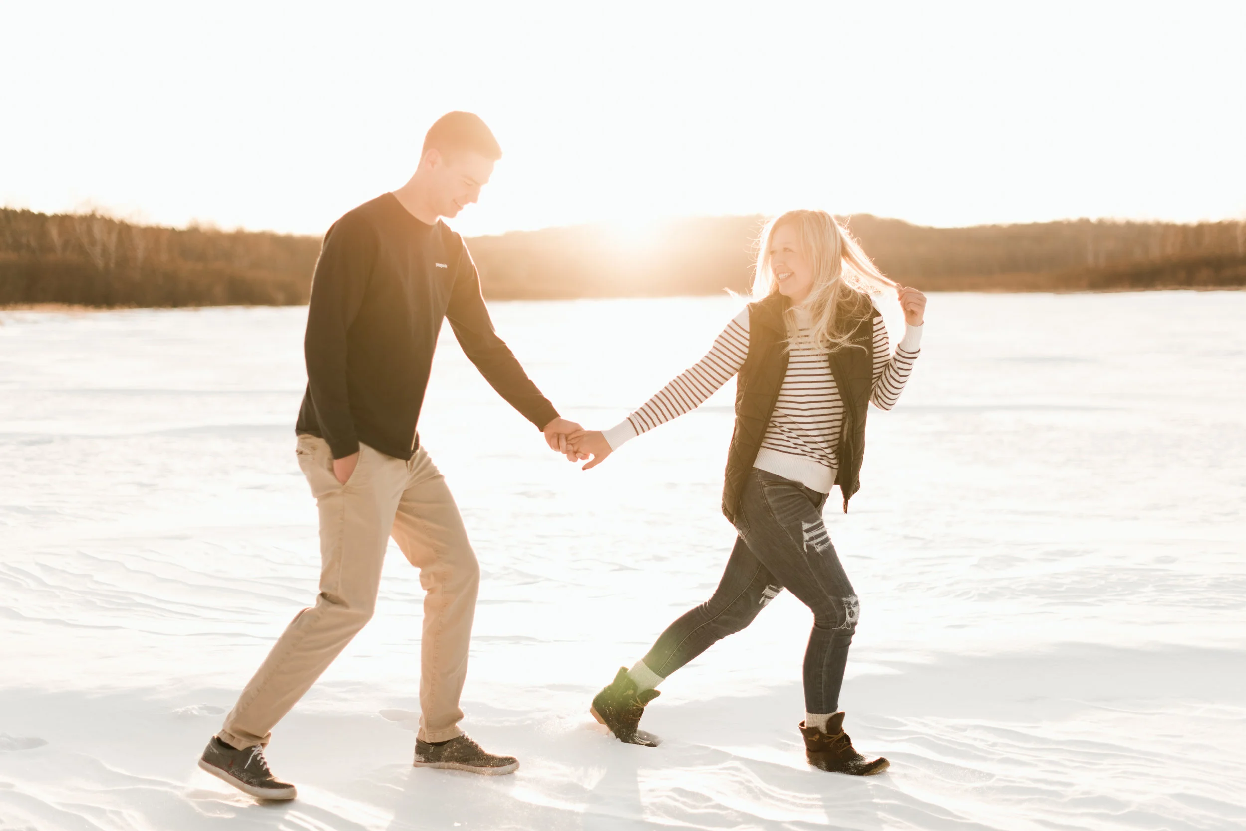 Duluth—Taryn+Cam80.jpg