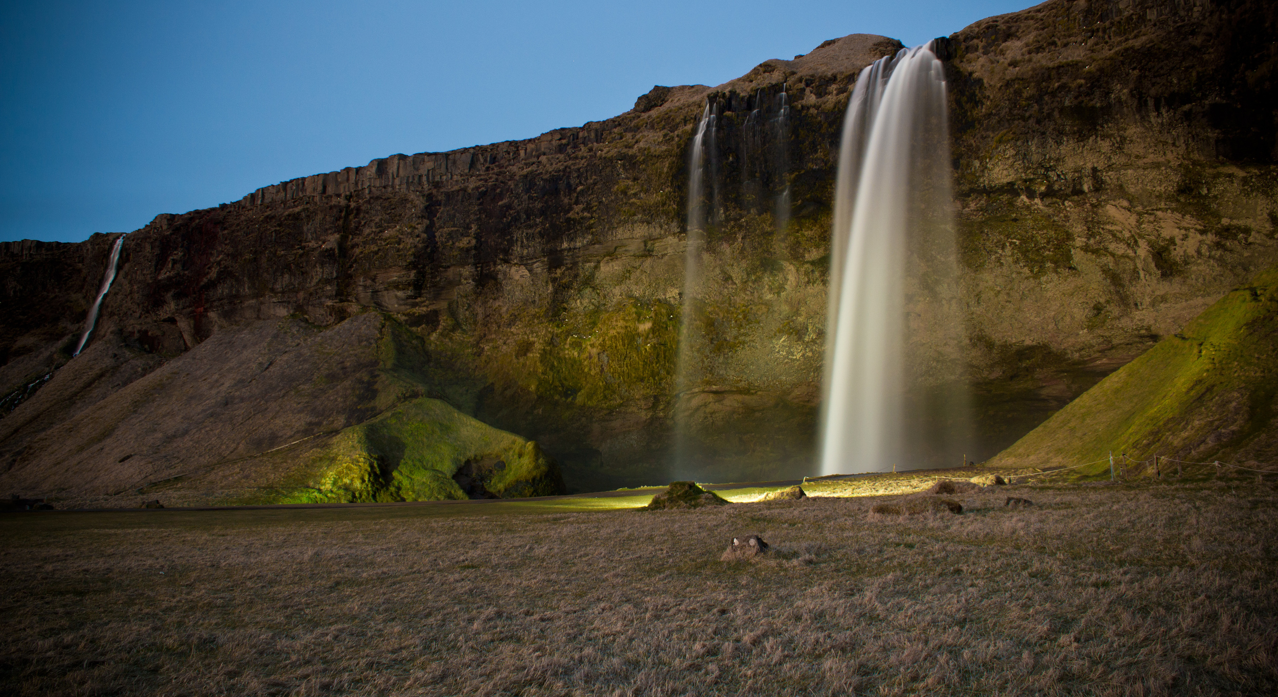 IMG_9241-road-trip-iceland-SW-April.jpg