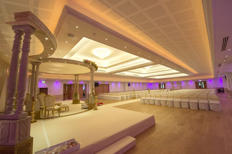 oshwal hall 2.jpg