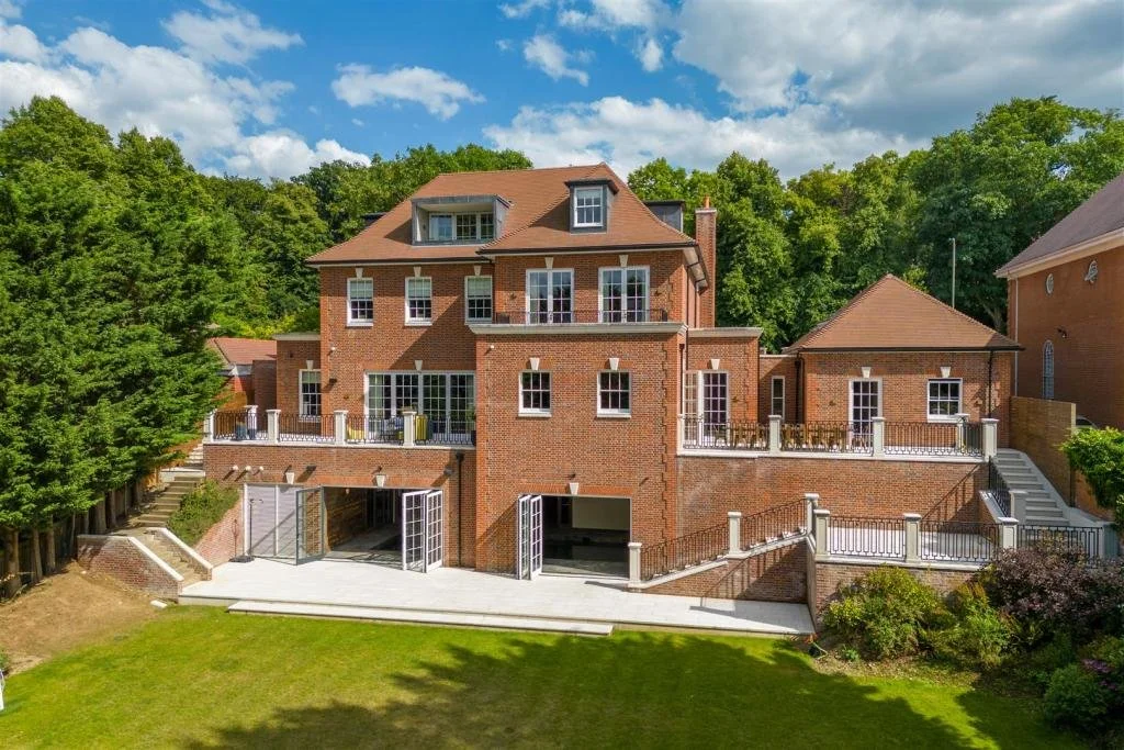 London villa