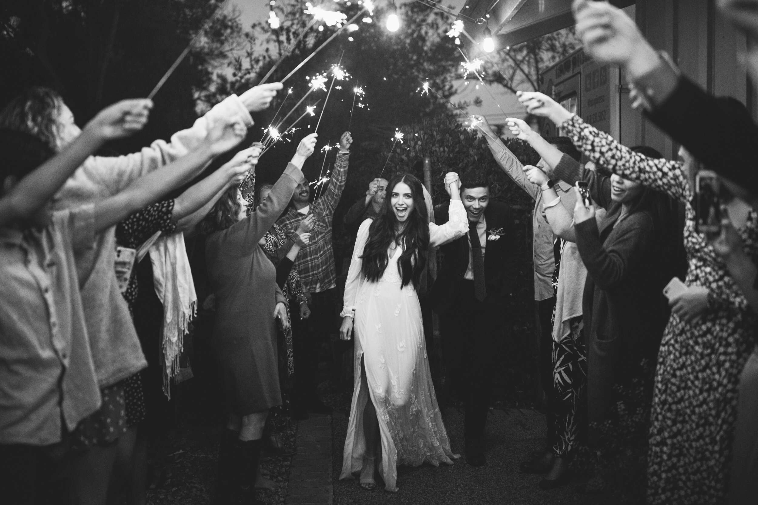 Evan_Alanna_Wedding_Cocktail_Hour_B01_Sparklers-1-0159-bw02x.jpg