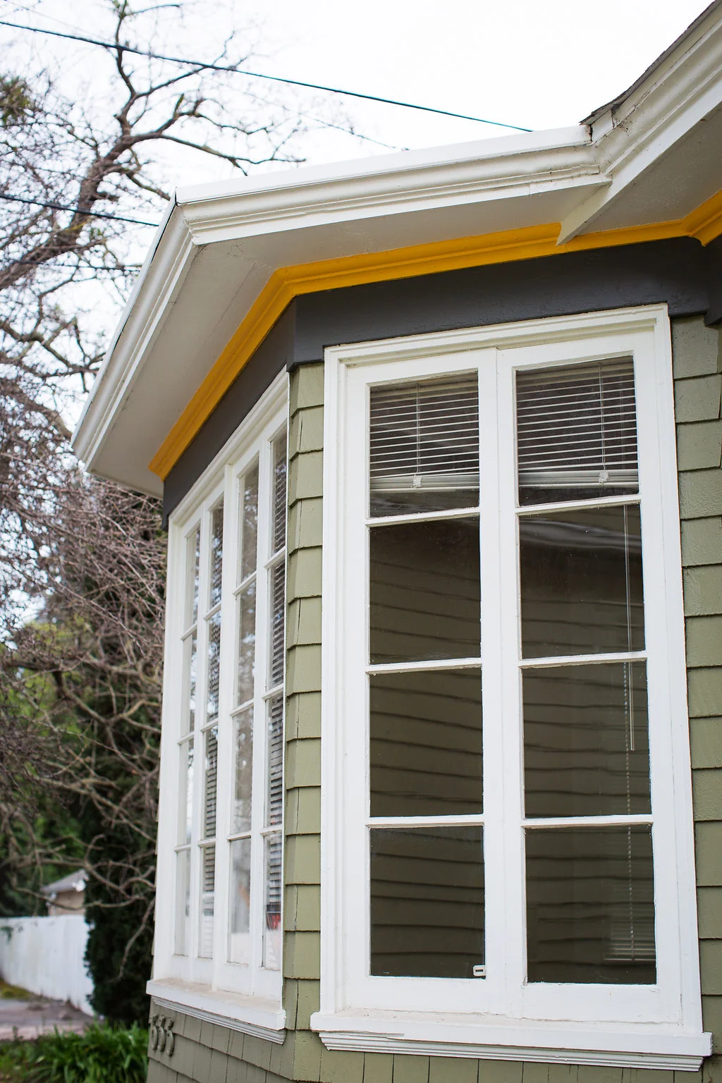 Paint color details for historic building