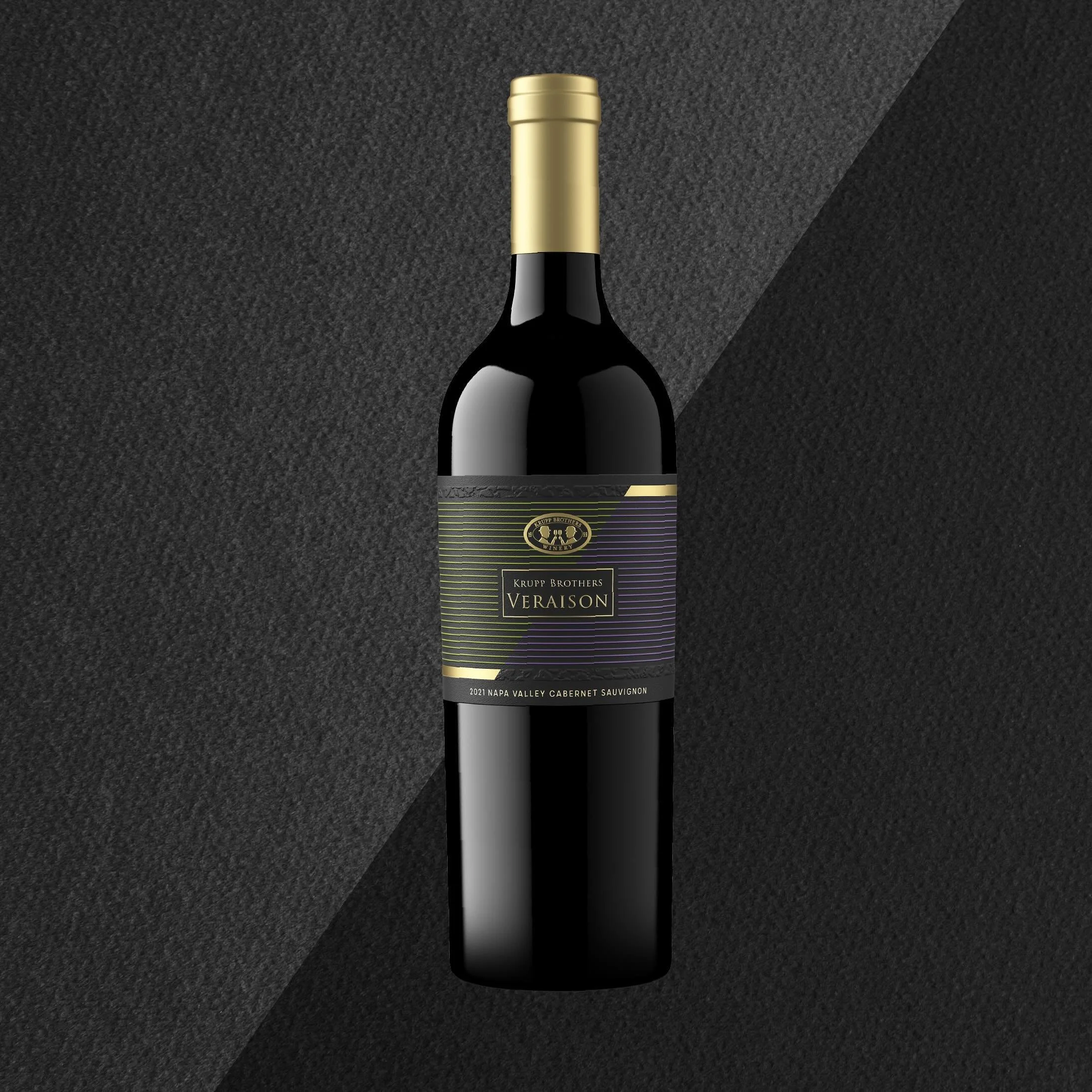 Standing tall

#packagedesign #graphicdesign #branding #labeldesign #thedieline #packagingoftheworld #wine #napavalley #brandstrategy #labels