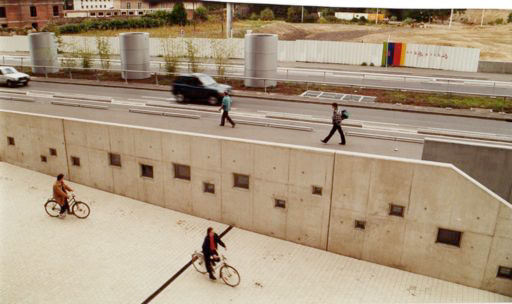 Installation vidéo permanente - Allée de Liège, Euralille, France