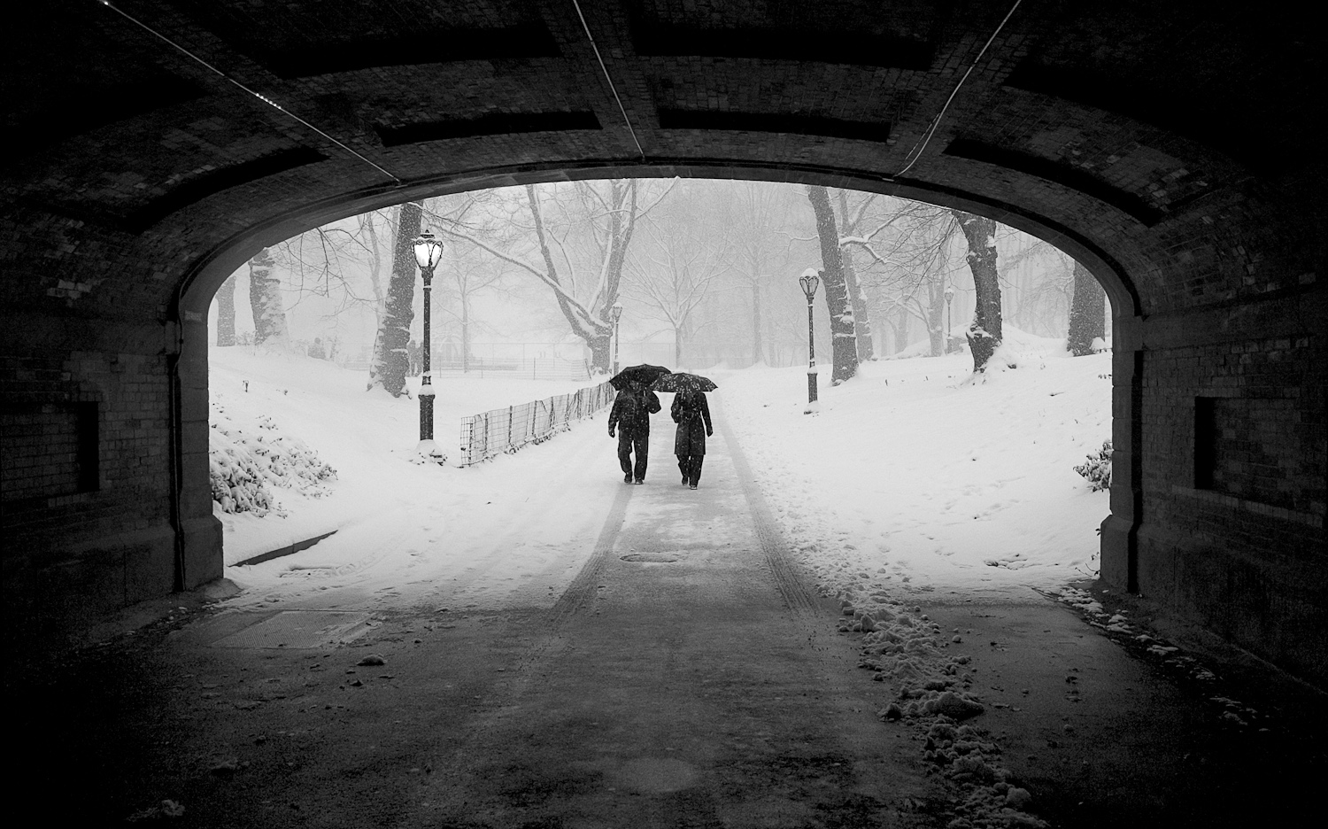 couple_in_snowstorm_large.jpg