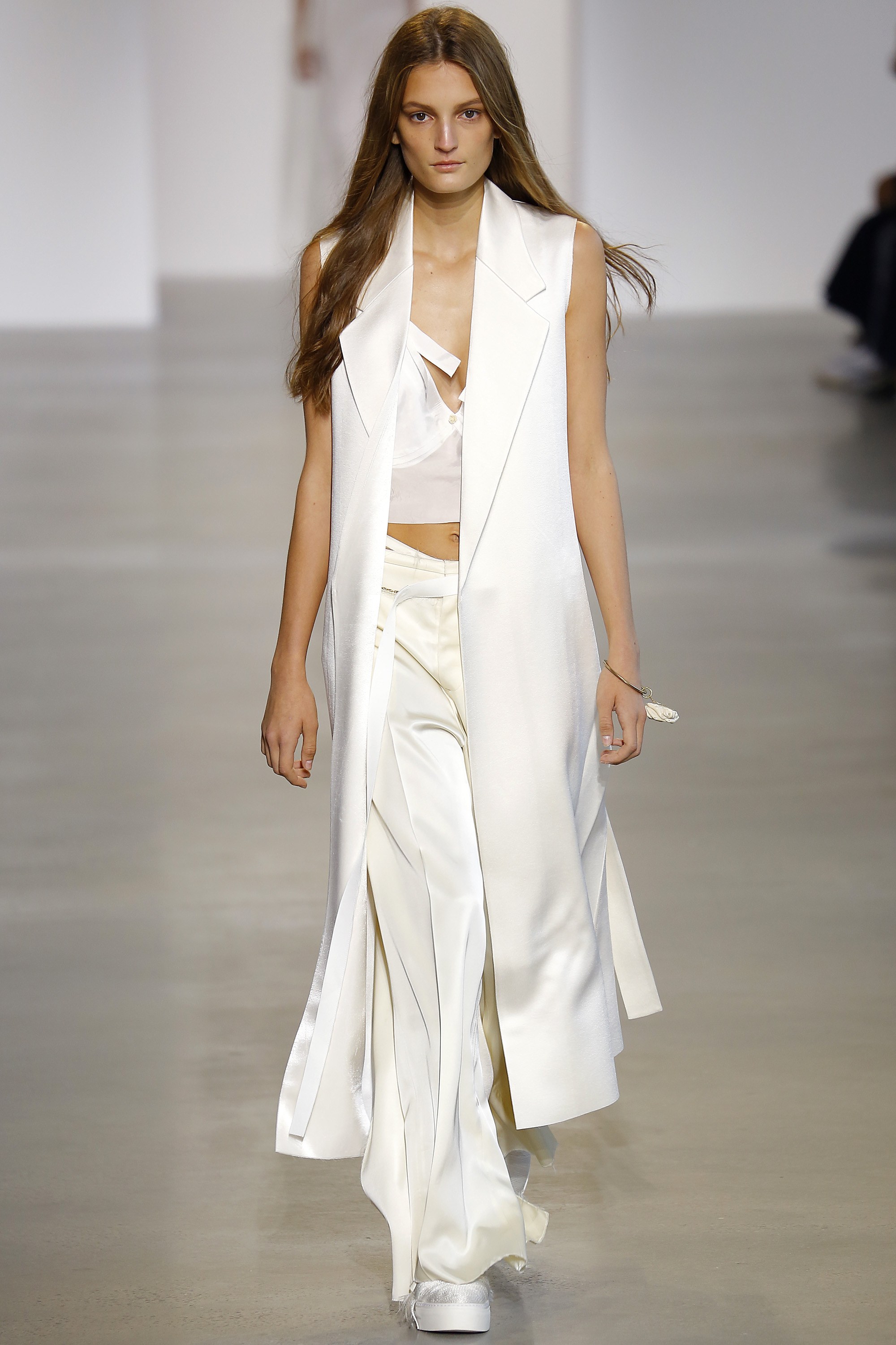 Calvin-Klein-Collection-Spring-2016-Ready-to-wear4.jpg