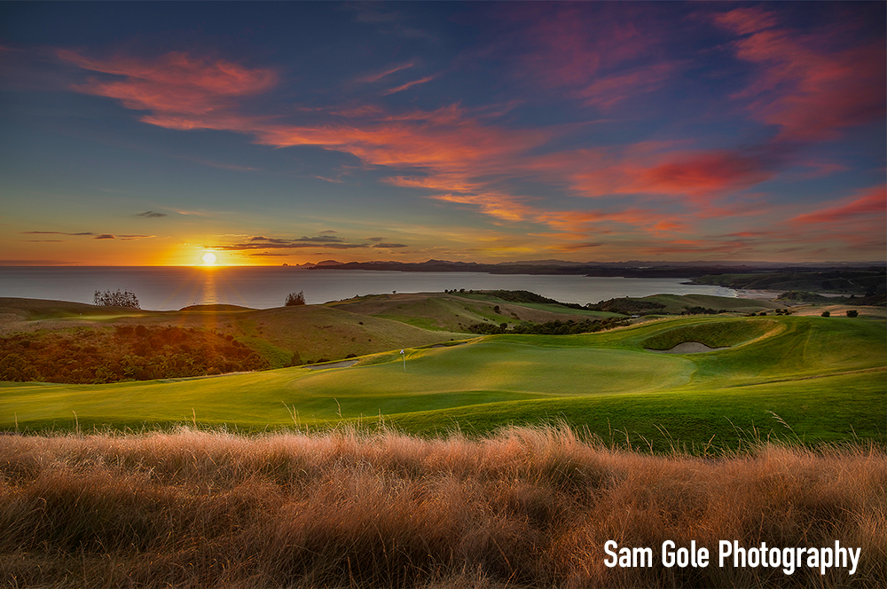 Kauri Cliffs, New Zealand.jpg