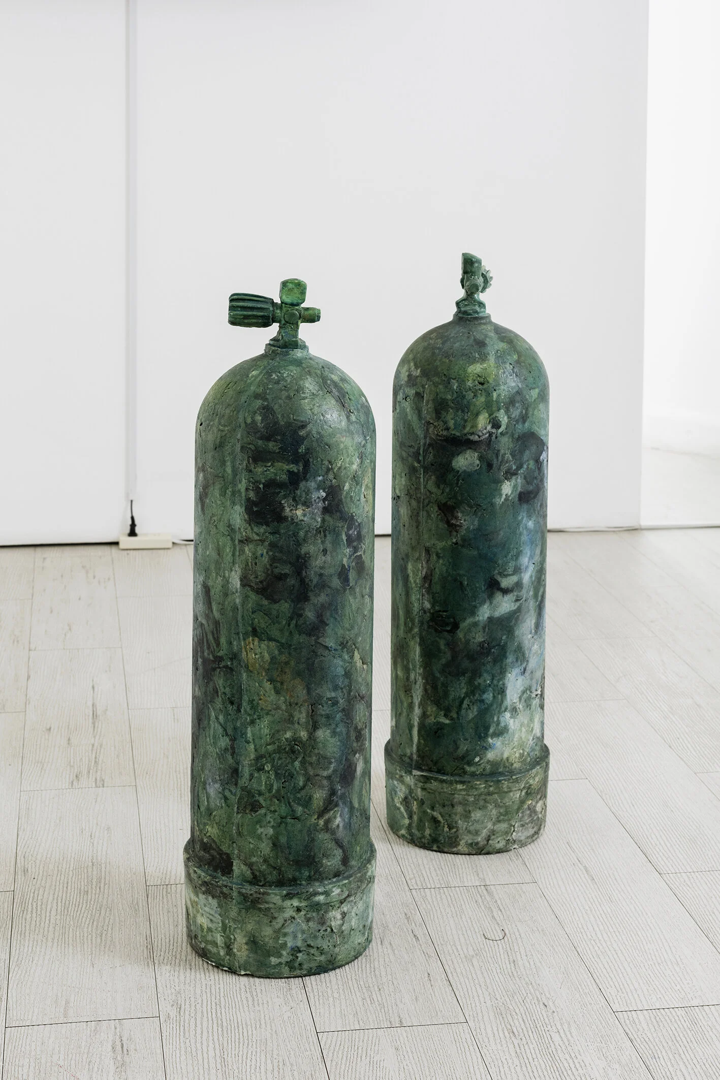 Tanques , 2019. Cemento. 75 cm de alto.
