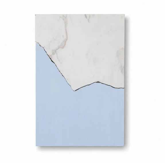 Fragmento C , 2019. Acrílico sobre panel y mármol. 30 x 20 cm.