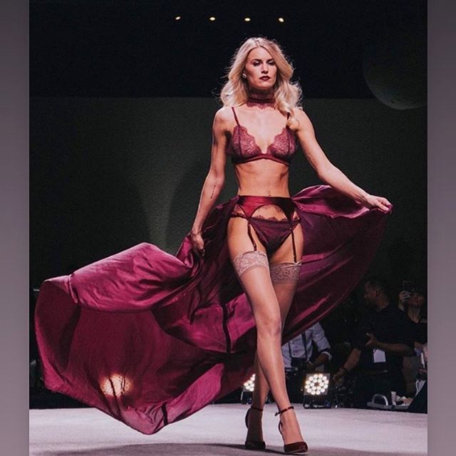 Walking into the long weekend like... 💃🏼 We are excited to have our very first sample sale this Monday with some of our original, limited edition samples available for purchase for the very first time! We are looking to clear some space for new sam