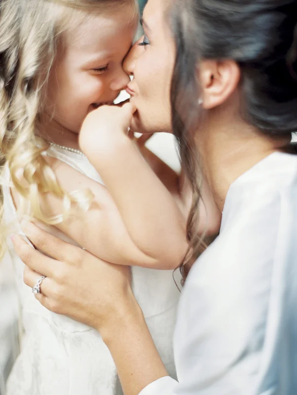 diy-backyard-wedding-01.jpg