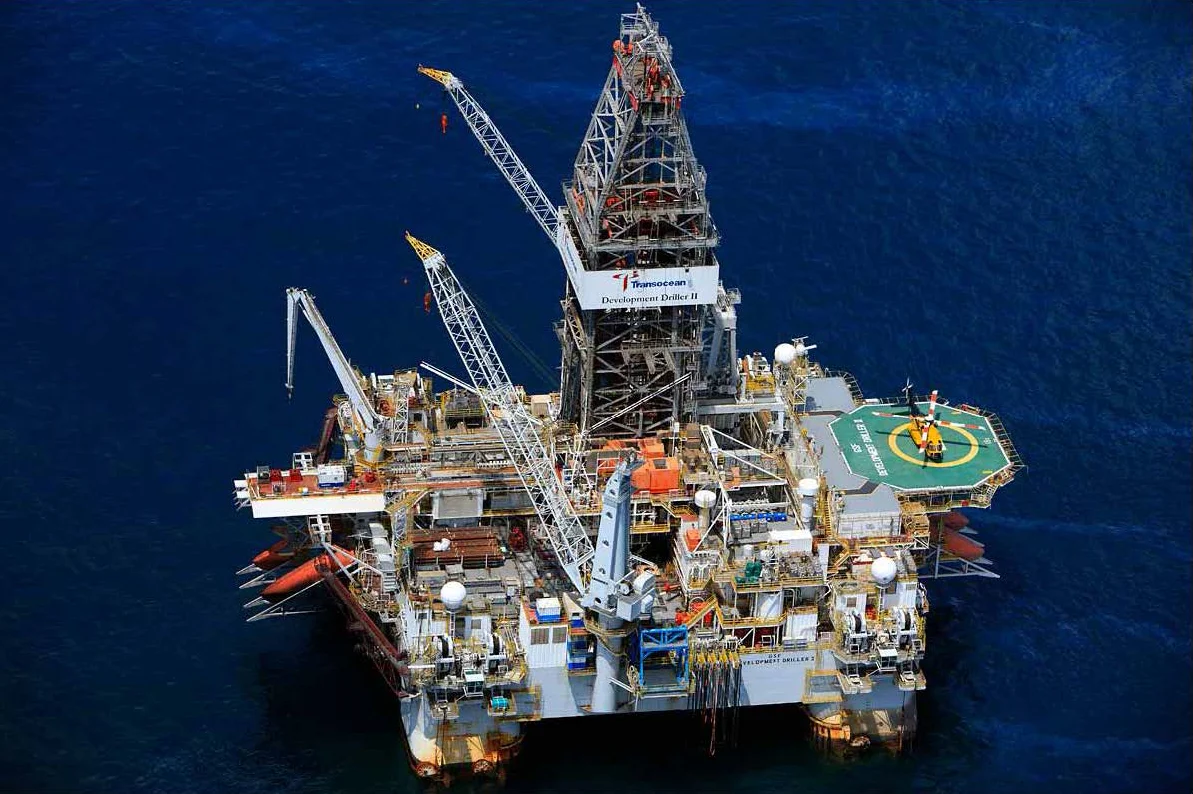 Semi-Submersible Offshore Drilling Rig at Spill Site in Gulf of Mexico
