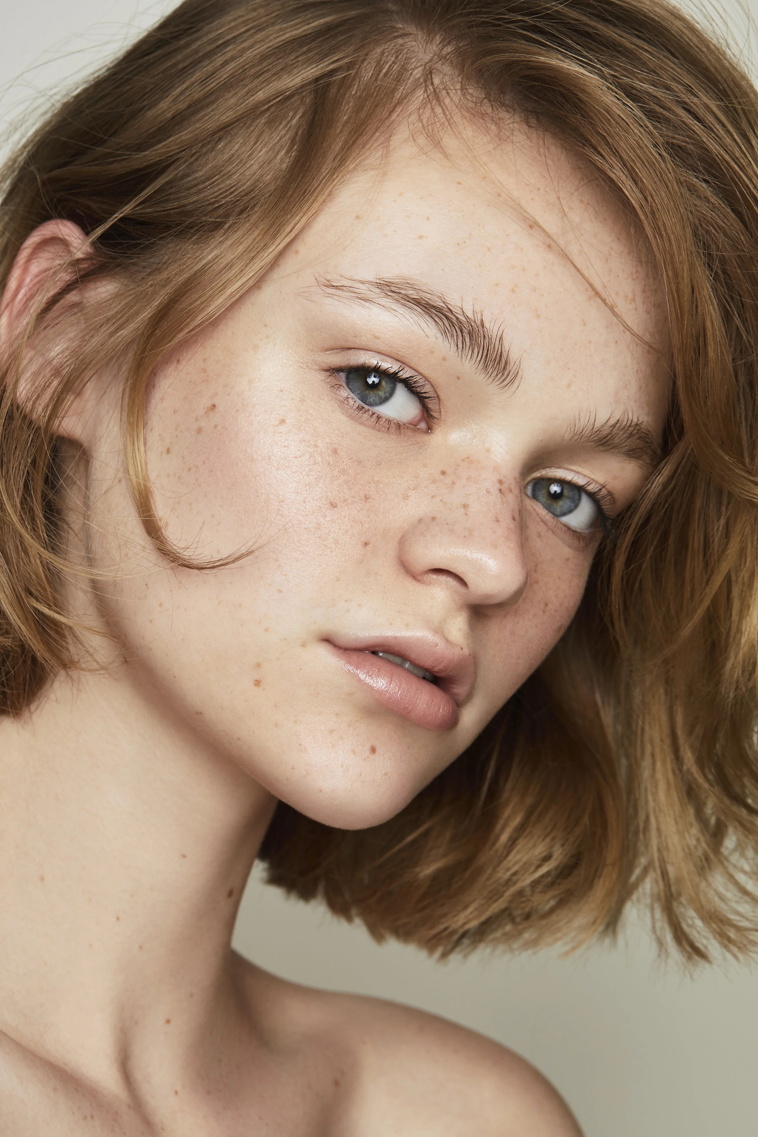 Gray-FreedomModels-32455.jpg