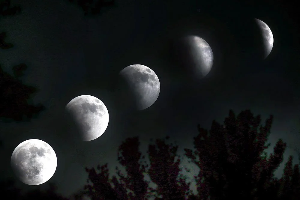 (W)tlumackilunareclipse357.jpg