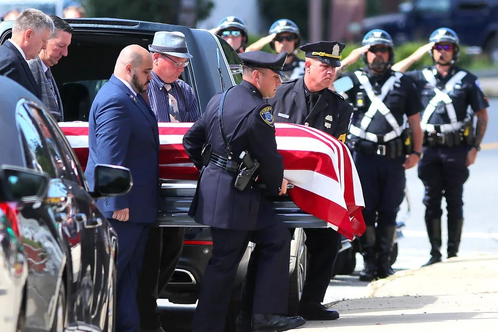 (W)s3___bgmp-arc_arc-feeds_generic-photos_to-arc_tlumackifuneral191.jpg