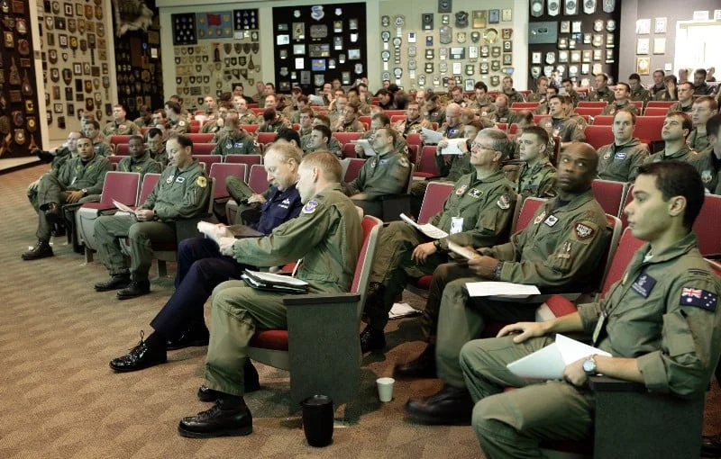 A February 16, 2006 mass briefing on activities of the day for personnel taking part in Exercise Red Flag at Nellis Air Force Base, Nevada. ( Royal Australian Air Force photo )