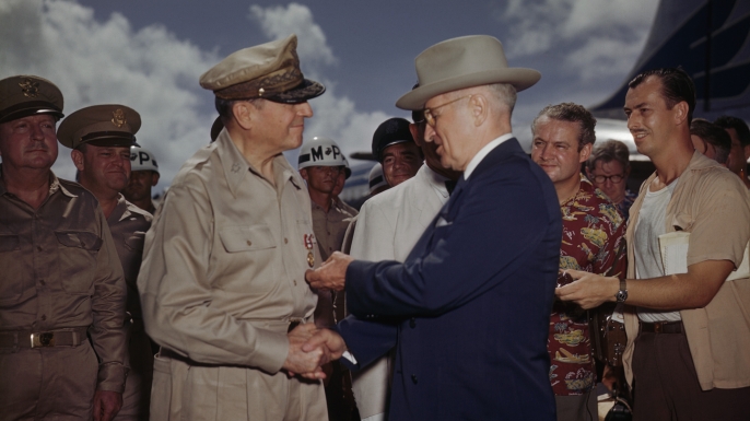 President Truman decorating General MacArthur on Wake Island, October 15, 1950.(Bettmann, CORBIS)