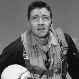 John Boyd: Leaders must “suppress the tendency to build up explicit internal arrangements that hinder interaction with the external world.”