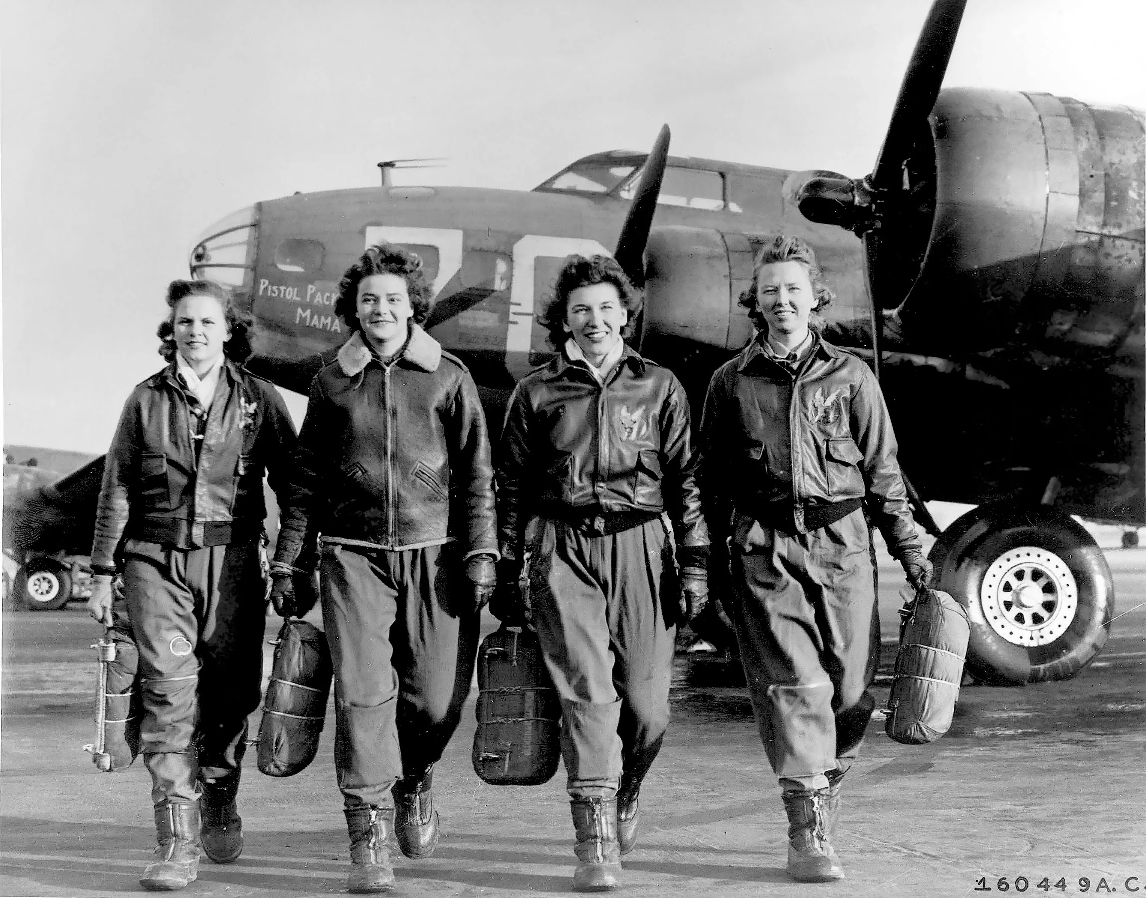 Women pilots leaving their B-17, "Pistol Packin' Mama", at Lockbourne AAF, Ohio, during WASP training to ferry B-17 aircraft. Left to right are Frances Green, Margaret Kirchner, Ann Waldner and Blanche Osborn. (Public Domain)