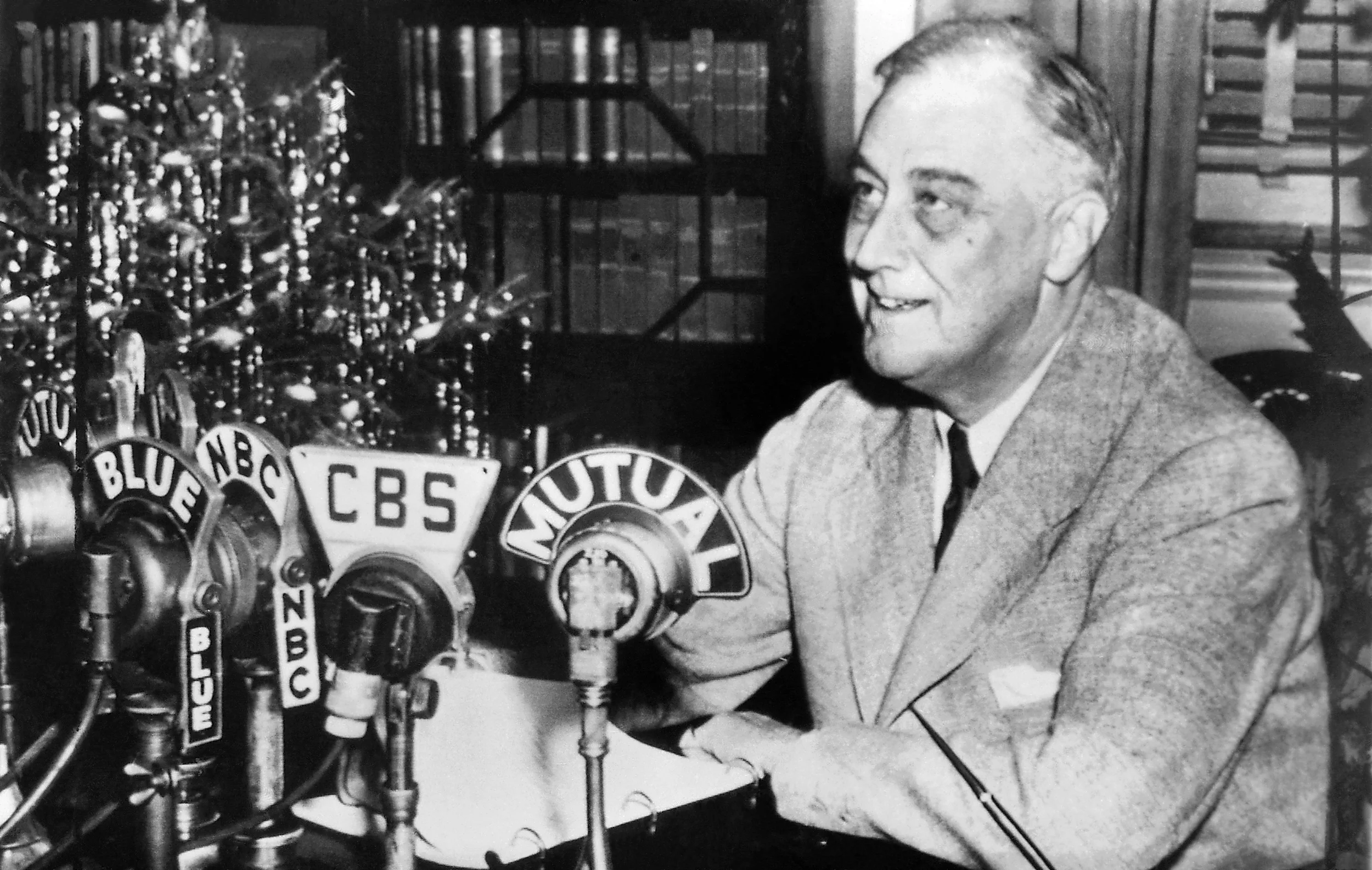 Fireside chat on the Tehran Conference and Cairo Conference, 24 December 24 1943. (Public Domain)
