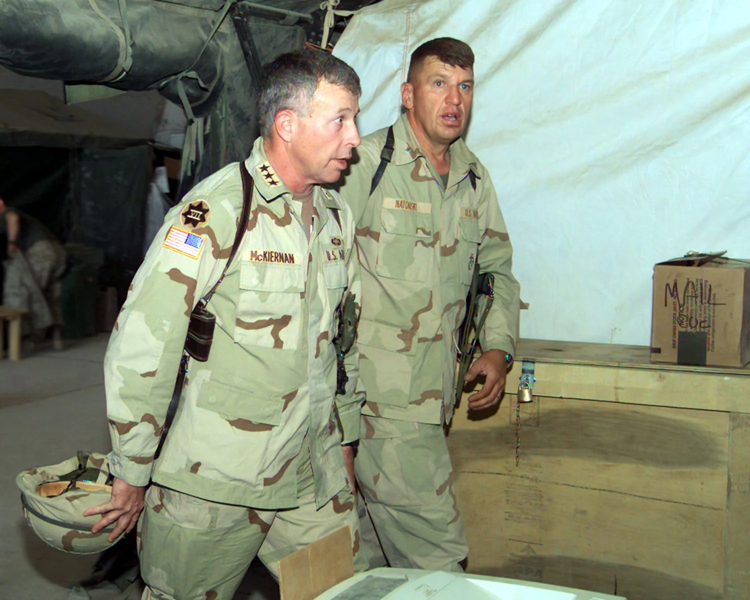 Lieutenant General David McKiernan (left) during Operation Iraqi Freedom ( USMC Photo )