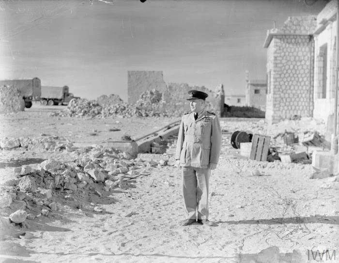 Air Commodore Raymond Collishaw in Libya, January 1941, during the advance on Tobruk. (Imperial War Museum)