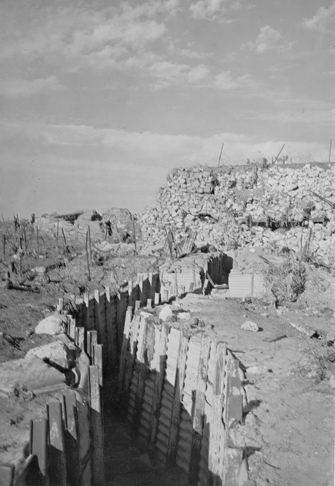 A trench and bunker of the Israeli Bar Lev Line, from Military Battles on the Egyptian Front by Gammal Hammad. (Wikimedia)