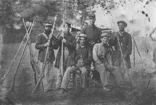 A group of Confederate soldiers. (NPS)