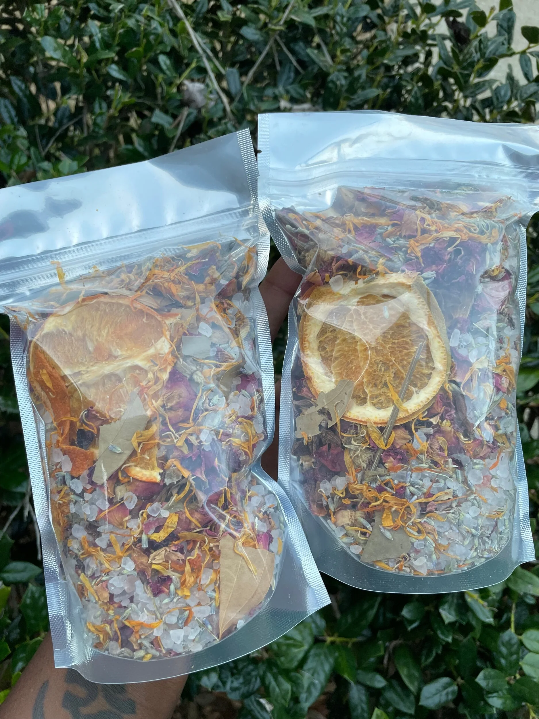 E6E2AB31-33B7-45D4-BD22-15C57D267ECB