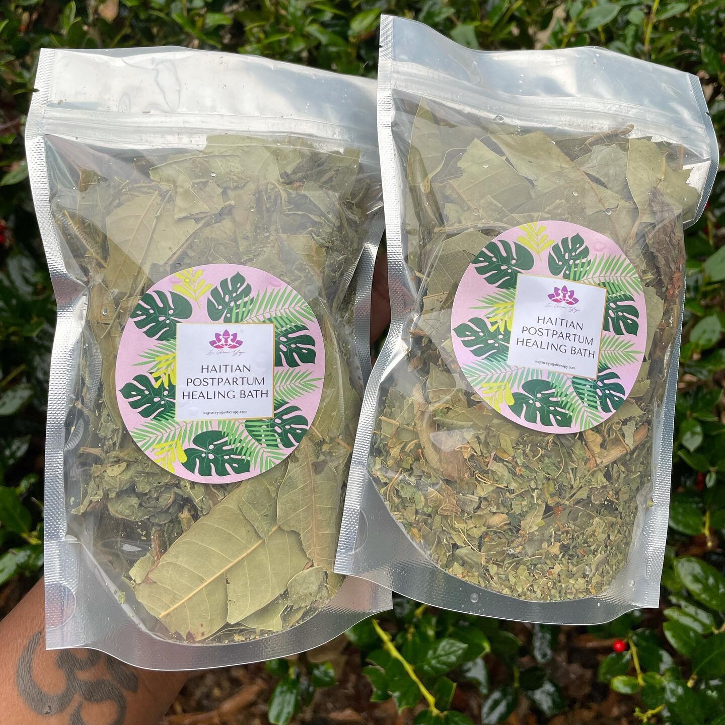 🌿 BIRTHING HERBS 🪴 THANK YOU FOR YOUR ORDERS 🌿 it&rsquo;s Fridayyy and some mamas have personally DM&rsquo;ed me to share the news of upcoming births. All herbs have been shipped! 
__
Incorporate Haitian Tradition and culture as part of your postp