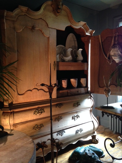Even the light is exceptional in the Paris Market!