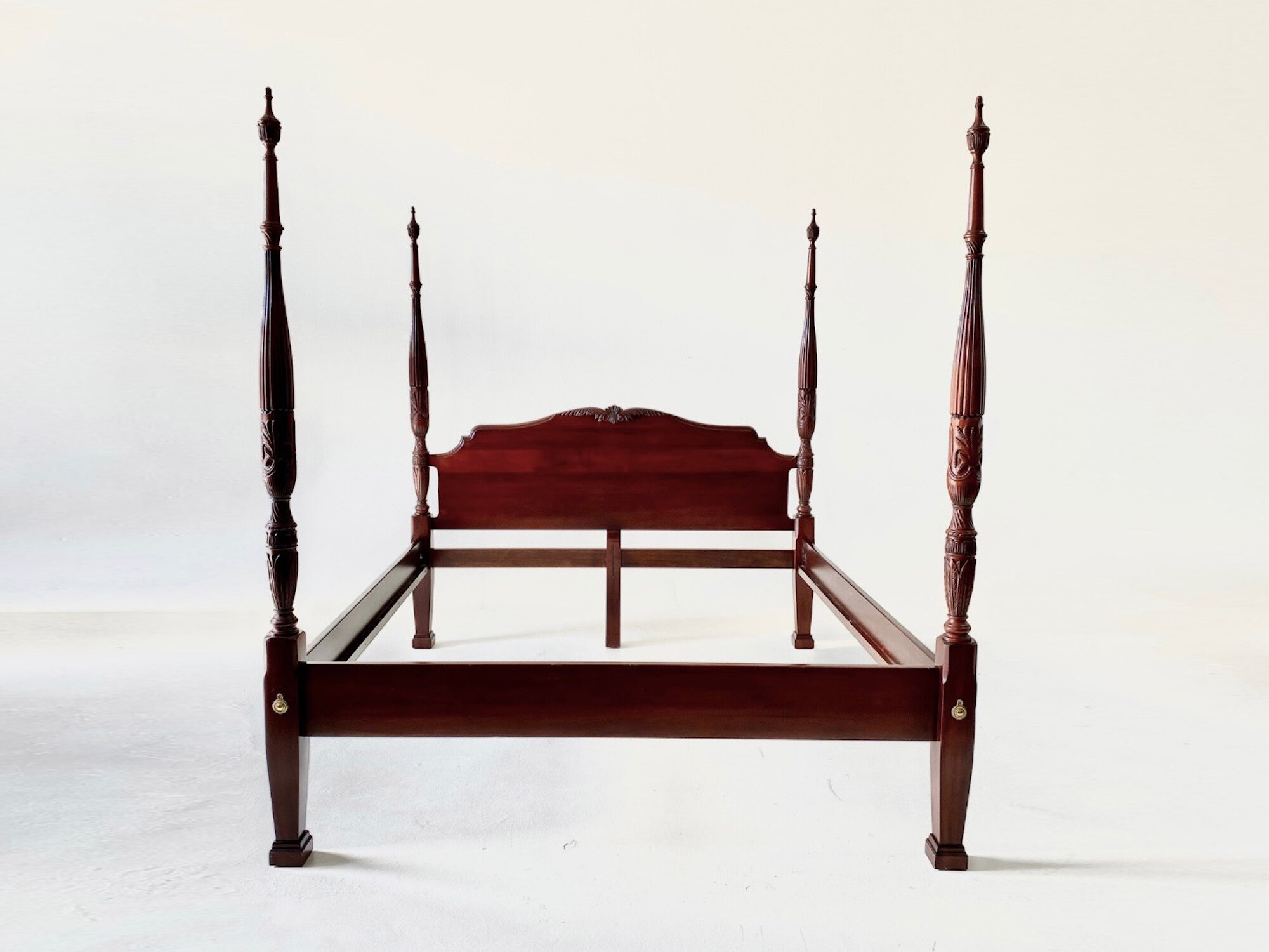 1980s Link Taylor King Size Mahogany, King Size Rice Poster Bed