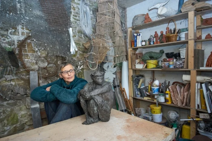 In the studio with Ape Glancing Sideways. Photograph by Phil West