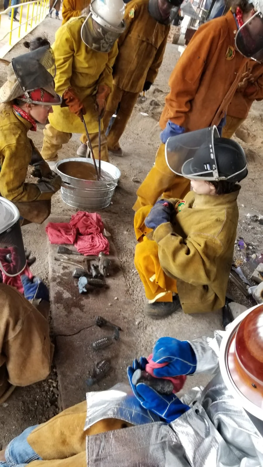 PHOTO-2019-04-06-17-46-27 2.jpg