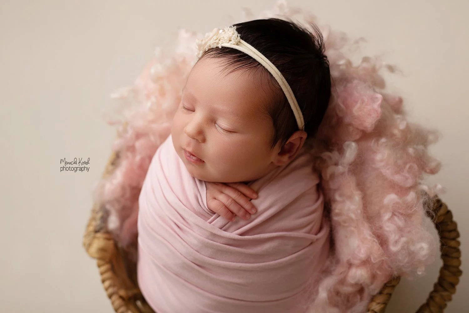 newborn-baby-girl-sleeping-st-kilda-studio