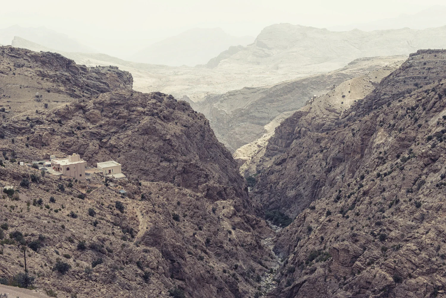 Oman_Jabal_Akhdar_OMA8112-Bearbeitet.jpg