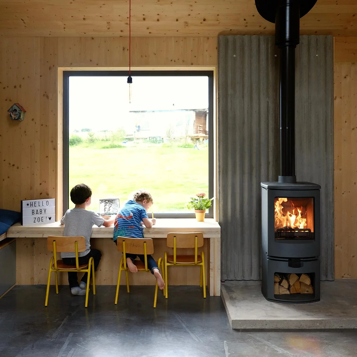 Charnwood Arc 5 — Multi-Fuel & Wood Burning Stove