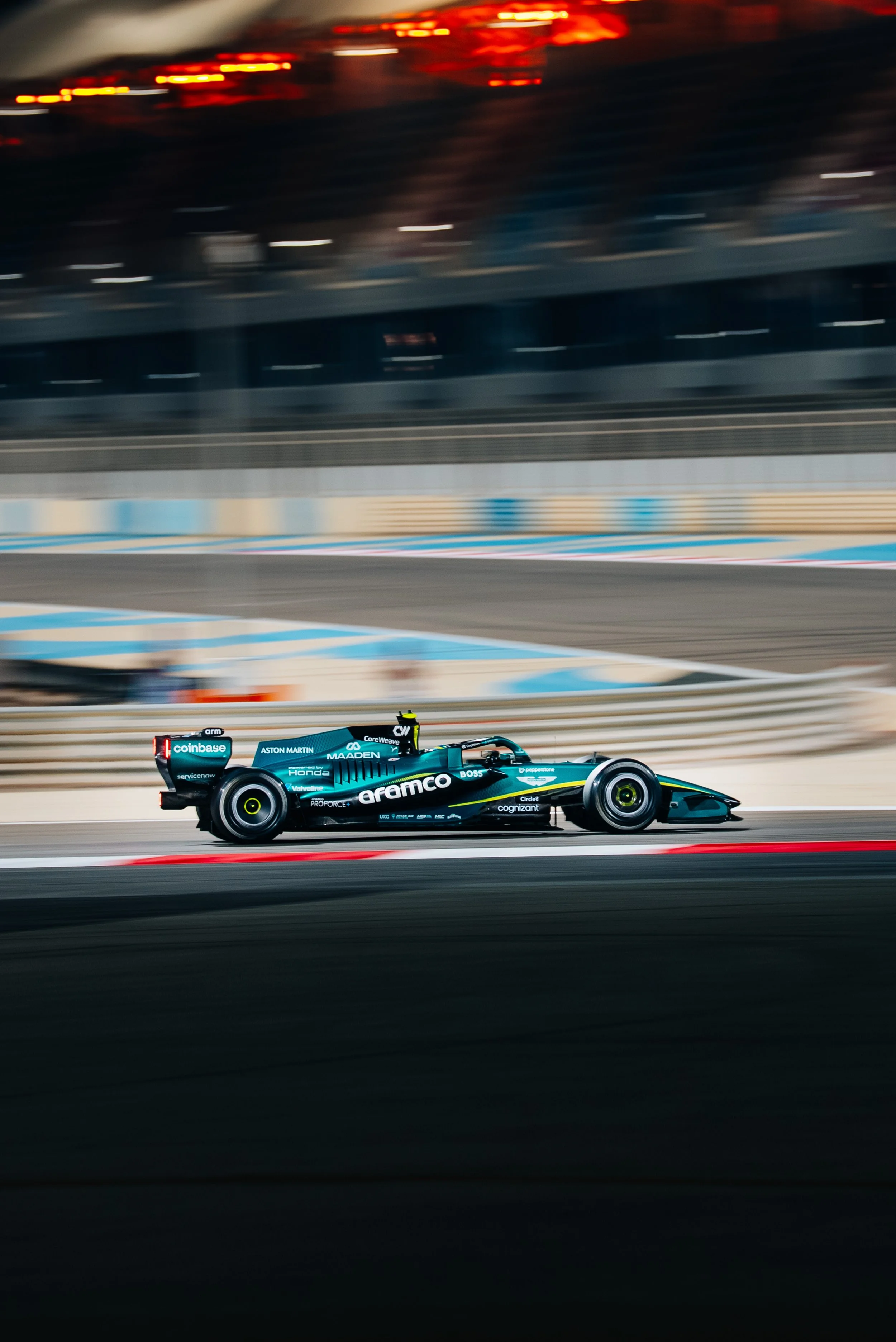amr01p.jpg