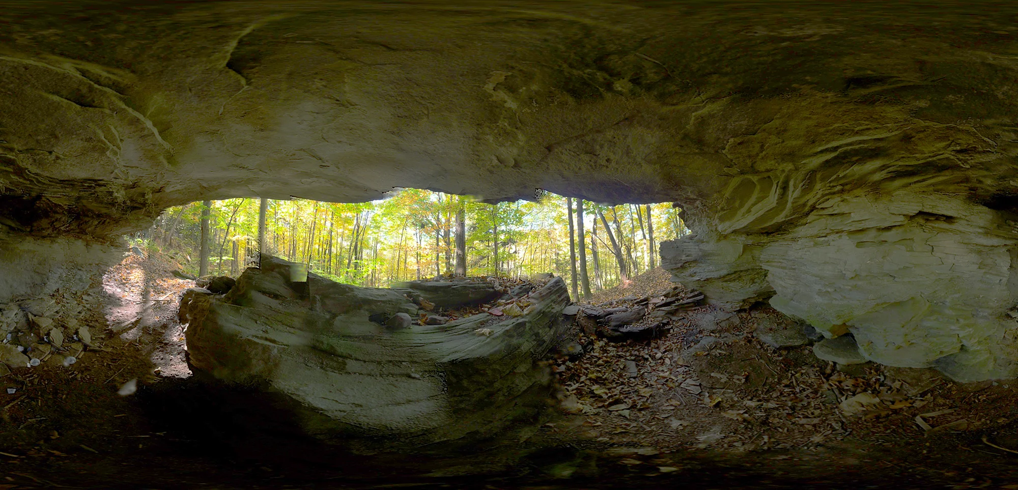 pakatakancave360print.jpg