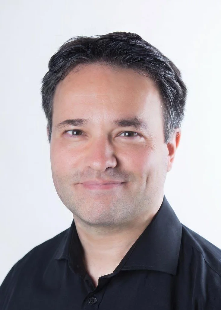 Matthew Watts conductor singing and piano teacher North London
